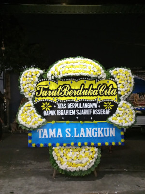 Papan Bunga Duka di Jorlang Hataran
