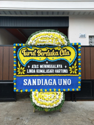 Papan Bunga Duka di Jorlang Hataran
